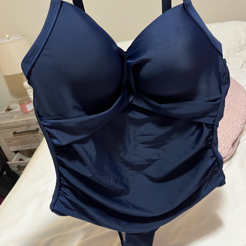 Bathing suit NEVER WORN